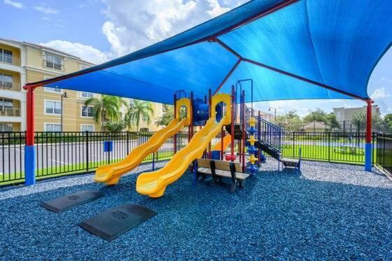 Modern Vacation Apartment With A Lake View At Vista Cay Resort Vc4816 Orlando Bagian luar foto
