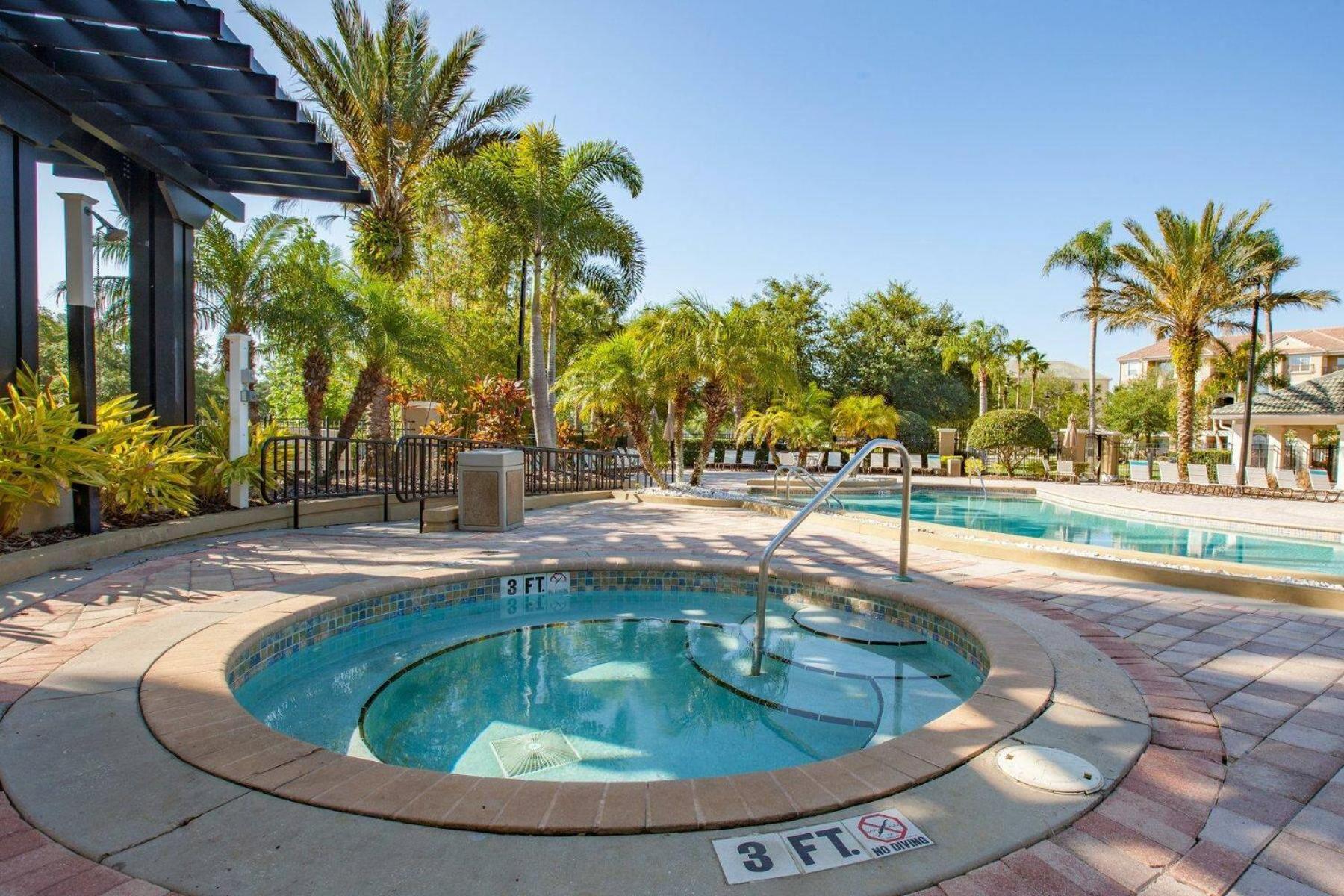 Modern Vacation Apartment With A Lake View At Vista Cay Resort Vc4816 Orlando Bagian luar foto