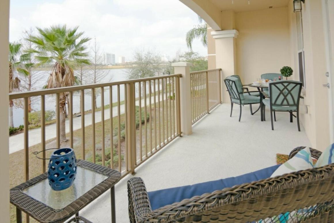 Modern Vacation Apartment With A Lake View At Vista Cay Resort Vc4816 Orlando Bagian luar foto